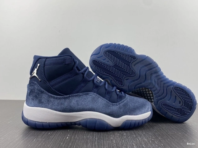 Boostmaster lin Midnight Navy Velvet AR0715-441 Air Jordan 11 WMNS 0724